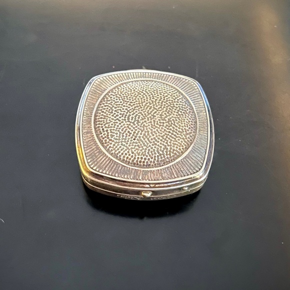 Vintage Art Nouveau Djer Kiss Compact circa 1925 - Picture 3 of 8